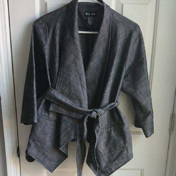 DL Women's Charcoal Belted Blazer - Picture 1 of 9